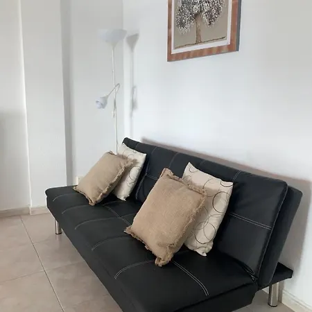 Apartment Comodoro, Situado En Frente Del Mar