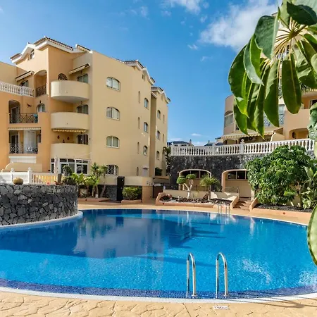Tropical Apartment *