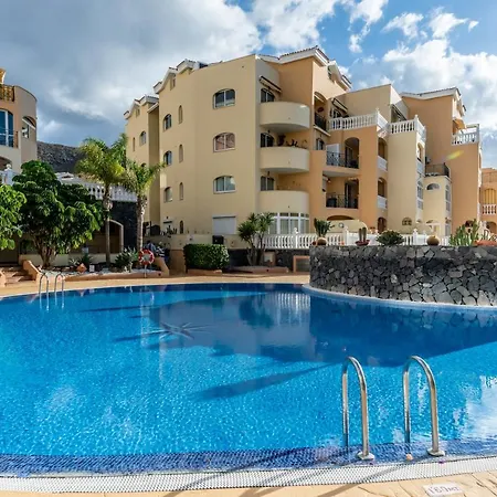 Apartment Tropical