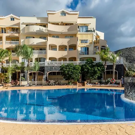 Apartment Tropical