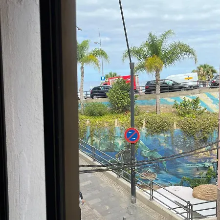 Cornelias 5a Playa Apartment