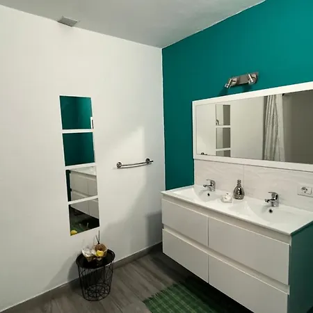 Cornelia's 7 Exelente Ubicacion Apartment *