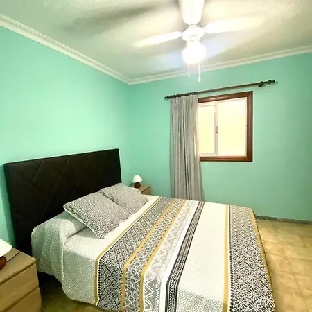 Playeros 2 Bedrooms In Los Cristianos. Apartment Los Cristianos (Tenerife)