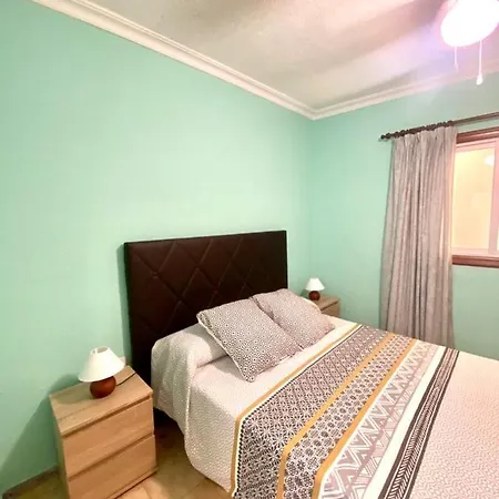 Playeros 2 Bedrooms In Los Cristianos. Apartment
