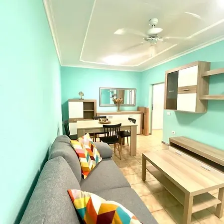 Playeros 2 Bedrooms In Los Cristianos. Los Cristianos (Tenerife)