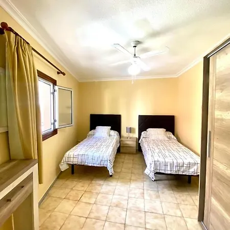 Playeros 2 Bedrooms In Los Cristianos. Apartment Los Cristianos (Tenerife)