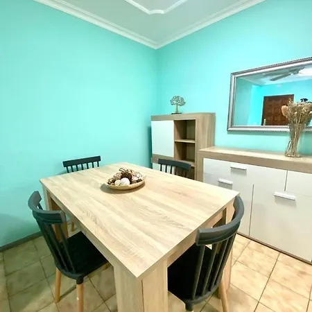 Playeros 2 Bedrooms In Los Cristianos. *