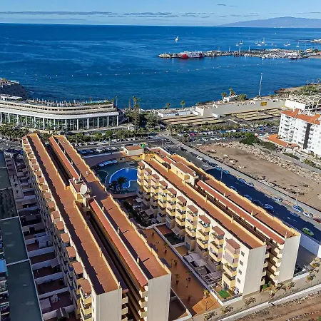 Apartment Luminoso Y Bonito Con Piscina En Frente Del Mar Los Cristianos (Tenerife)