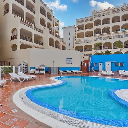 Heated Pool Stylish 3 Bedrm Cristianos Apartment Los Cristianos (Tenerife)