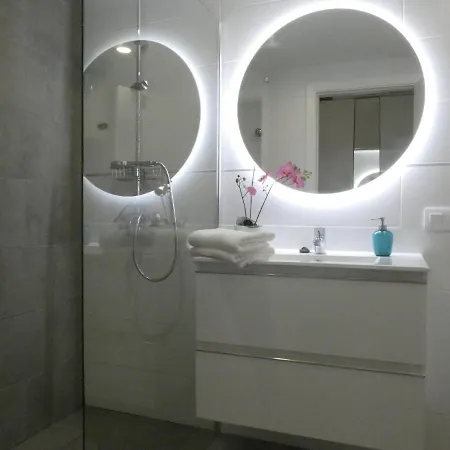Apartment Sweet White In Arona *