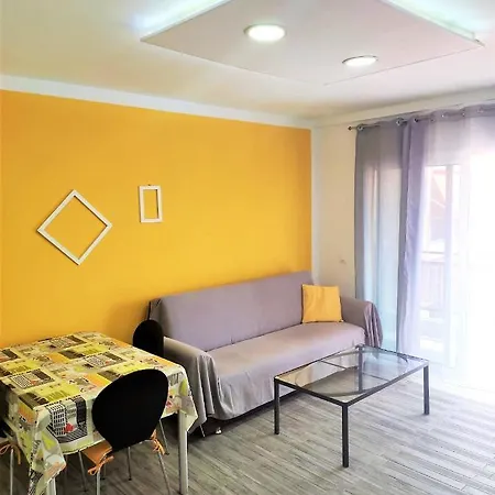 Cris Sol Apartment