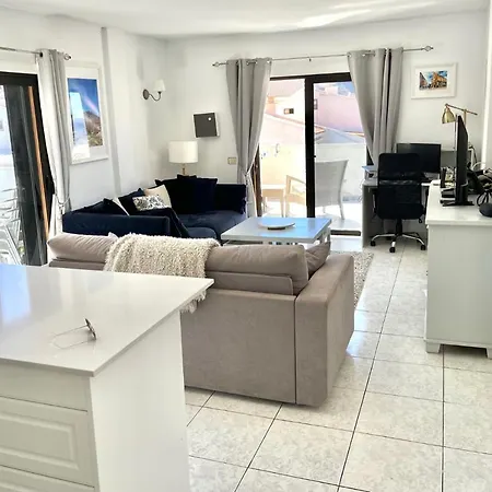 Sea View Penthouse With Large Terrace