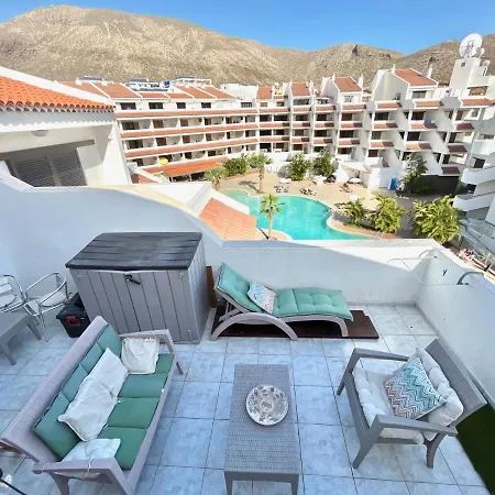 Sea View Penthouse With Large Terrace Los Cristianos (Tenerife)