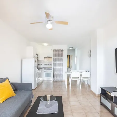 Castle Harbour Matthew's Flat Cristianos By Lovetenerife *
