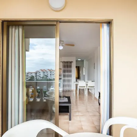 Apartment Castle Harbour Matthew's Flat Cristianos By Lovetenerife
