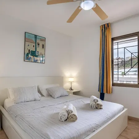 Apartment Castle Harbour Matthew's Flat Cristianos By Lovetenerife