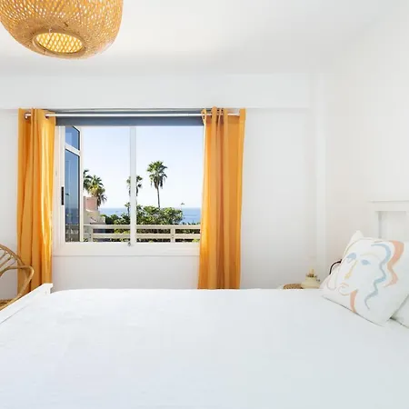 Apartment Home2book Beachfront Design&views Cristianos *