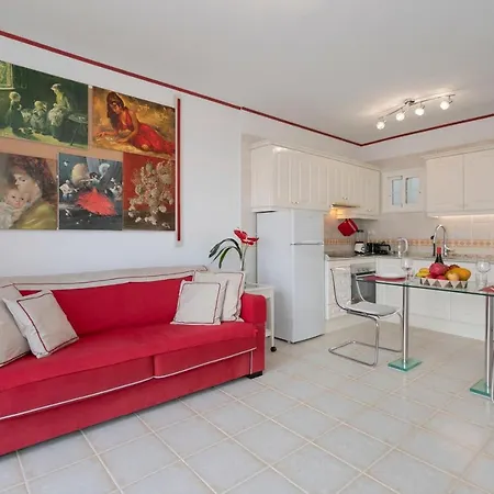 Wide View Penthouse- Terrace & Solarium Apartment Los Cristianos (Tenerife)