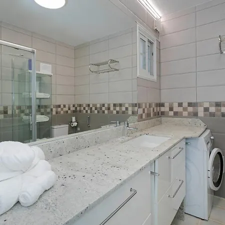 Wide View Penthouse- Terrace & Solarium Apartment *