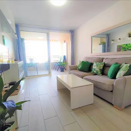 Valdes Center Los Cristianos Los Cristianos (Tenerife)