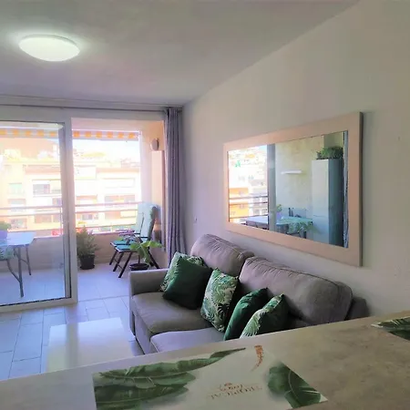 Valdes Center Los Cristianos Apartment *