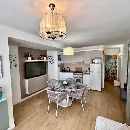 Apartment Delicious Cristianos,2bdr 2bathr Beachclose