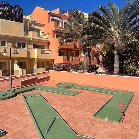 Apartment Sunset & Heated Pool Los Cristianos (Tenerife)