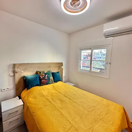 Sunset & Heated Pool Apartment Los Cristianos (Tenerife)