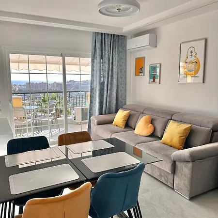 Apartment Sunset & Heated Pool Los Cristianos (Tenerife)