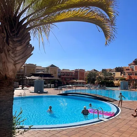 Sunset & Heated Pool Los Cristianos (Tenerife)