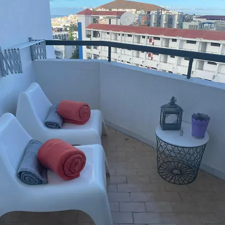 Summerland Apartment *