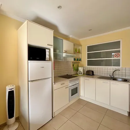 Superb In Castle Harbour C011 *