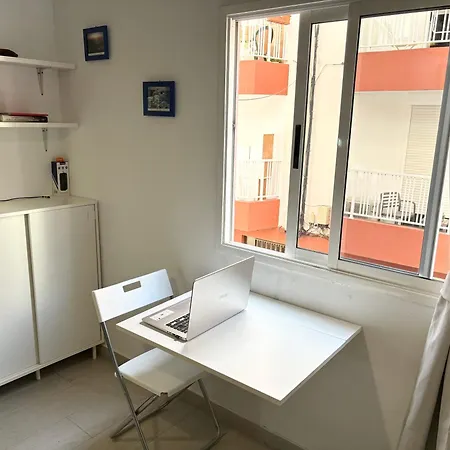 Apartment Central & Modern In Playa Las Vistas Los Cristianos (Tenerife)
