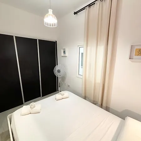 Central & Modern In Playa Las Vistas Apartment *