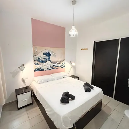 Central & Modern In Playa Las Vistas Apartment *