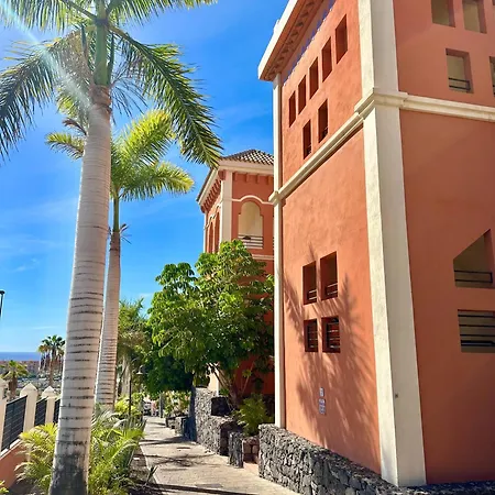 Sunset & Heated Pool Apartment Los Cristianos (Tenerife)