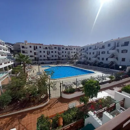 Victoria Court 2 - Lovely 65 Apartment Los Cristianos (Tenerife)