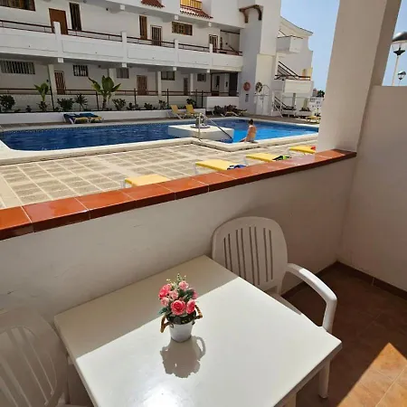 Apartment Parque Margarita, Terraza Vista Piscina *