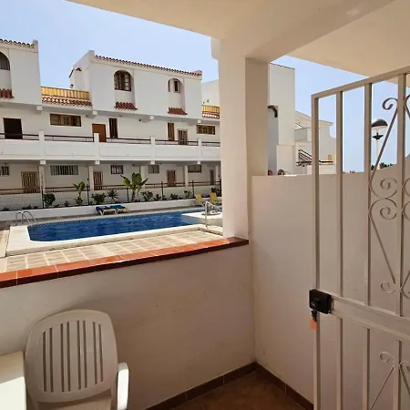 Parque Margarita, Terraza Vista Piscina