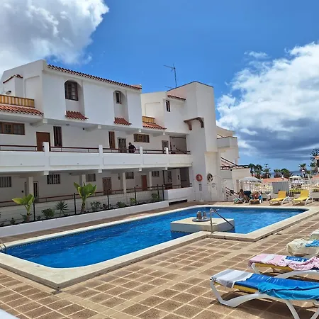Apartment Parque Margarita, Terraza Vista Piscina Los Cristianos (Tenerife)