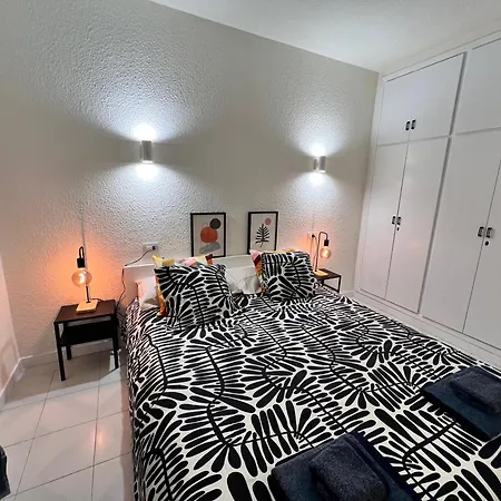 Apartment Seaview And Sunset Cristianos