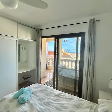 Cristianos With Sea Views C109 Apartment *