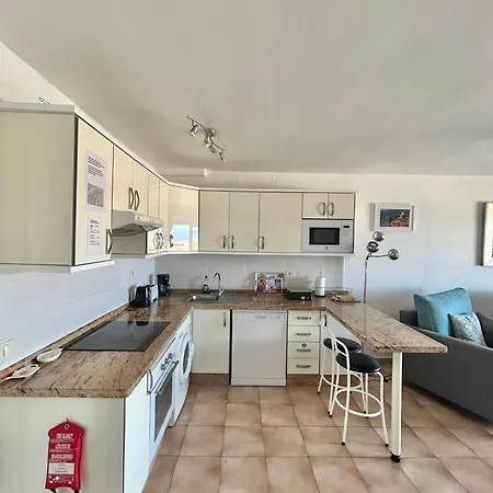 Cristianos With Sea Views C109 * Los Cristianos (Tenerife)