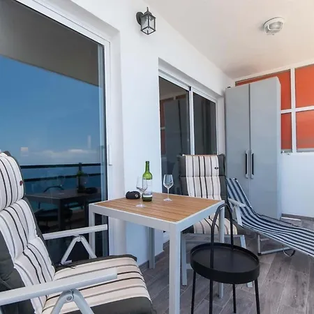 Apartment Comodoro 6 - One Bed Los Cristianos (Tenerife)