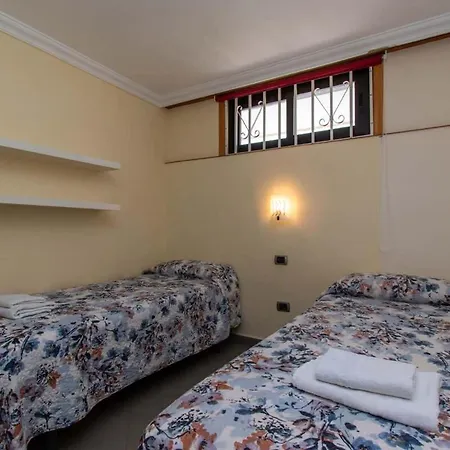 Achacay 1 - Two Bed Apartment Los Cristianos (Tenerife)