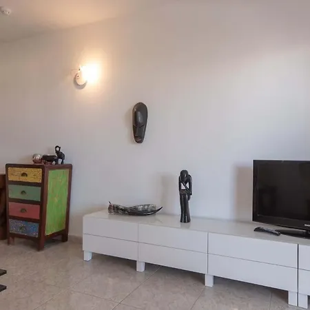 Apartment Paloma 10 - One Bed With Sea View And Wifi Internet