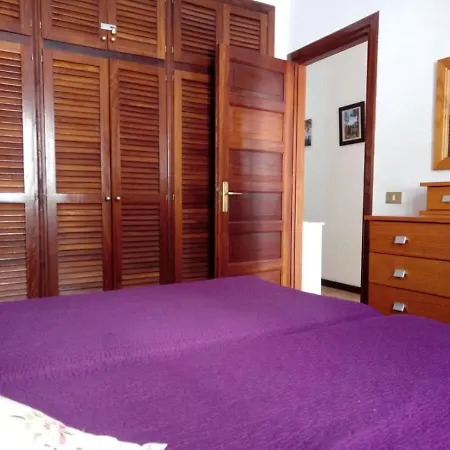 Victoria Court Ii H119 - One Bed Apartment Los Cristianos (Tenerife)