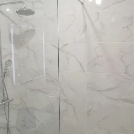 Studio In Well Kept Quiet Complex K002 Los Cristianos (Tenerife)