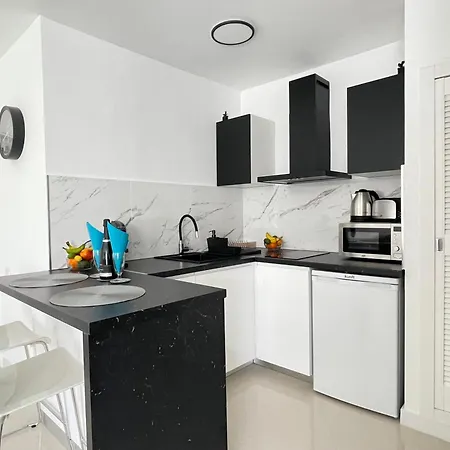 Royal View - Cristianos Apartment *