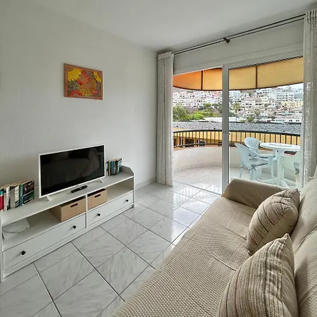In Torres Del Sol,los Cristianos K112 Apartment *